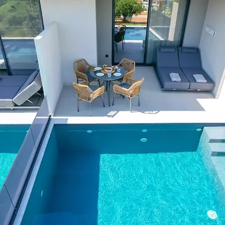 Ethos Zeen Private Pool Apartman *