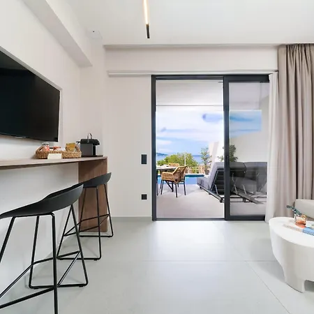 Ethos Zeen Private Pool Apartman Potamia